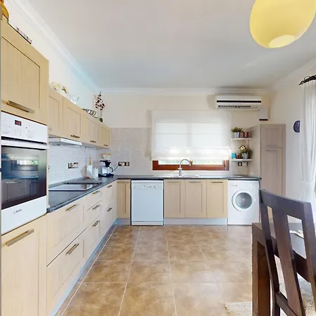 Olive View キレニア